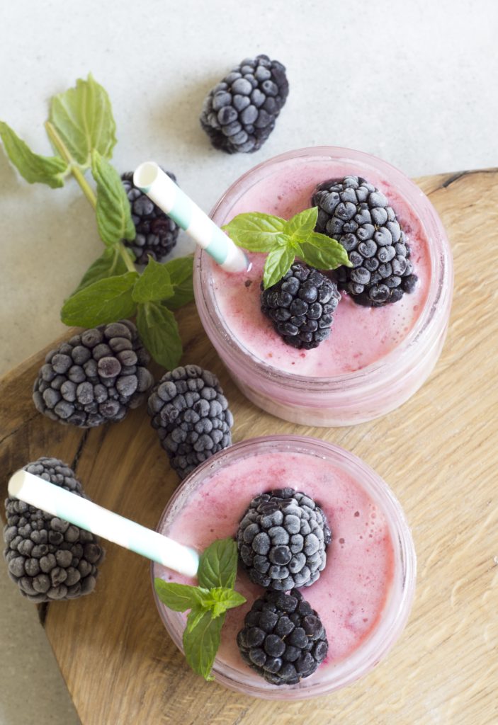 Berries blackberries close up cocktail 434295